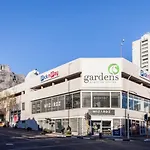 U Private Studio Apartment In Gardens Centre